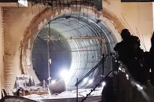 什么掘進(jìn)設(shè)備適合公路隧道施工，適合隧道掘進(jìn)的設(shè)備有哪些_隧道掘進(jìn)機